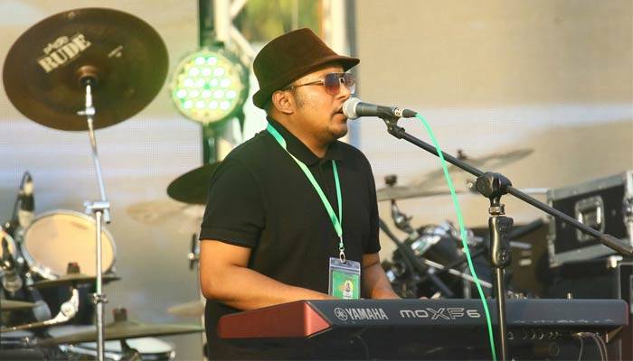 জয় বাংলা কনসার্টে তারুণ্যের উচ্ছ্বাস জয় বাংলা কনসার্টে তারুণ্যের উচ্ছ্বাস