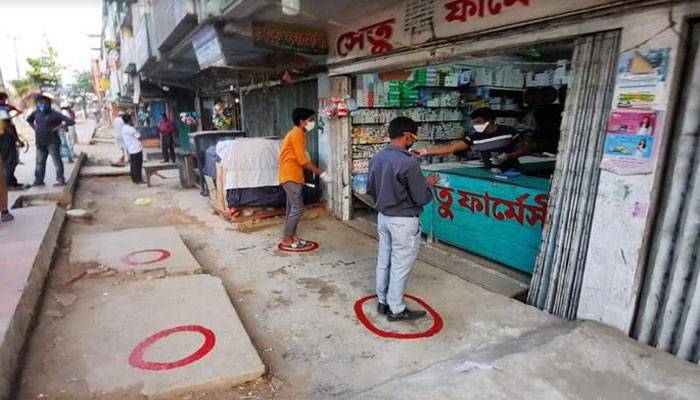 করোনার সংক্রমণ ঠেকাতে অভিনব উদ্যোগ
