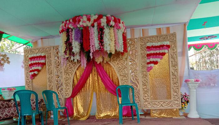 অনুষ্ঠান বন্ধ করলেন ইউএনও, বিয়ে হলো মসজিদে
