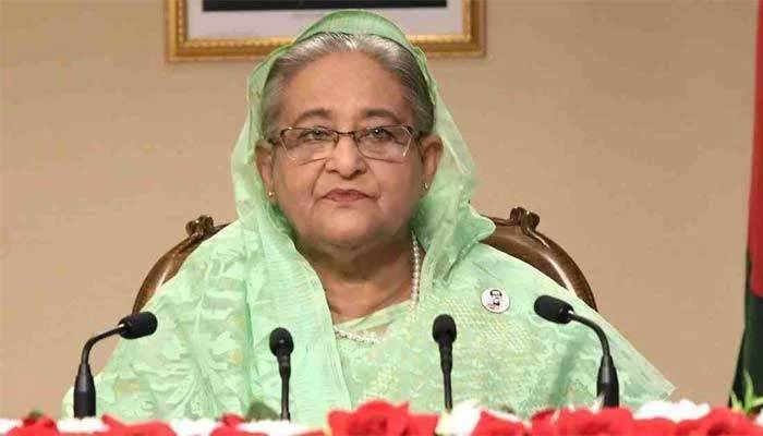 জাতির উদ্দেশে ভাষণ দিচ্ছেন প্রধানমন্ত্রী