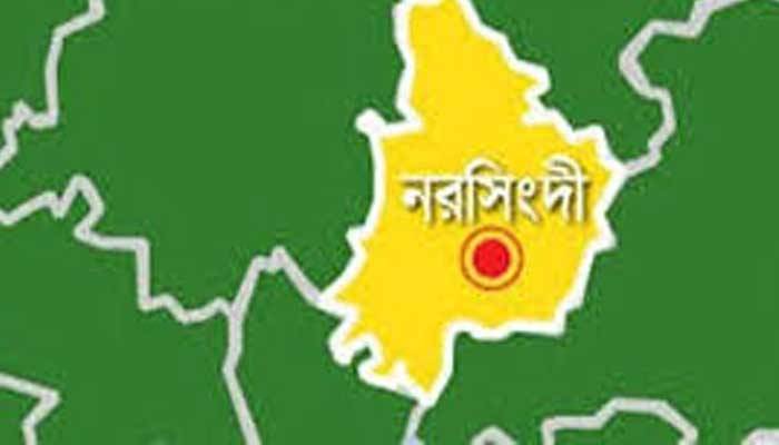 হাসপাতালে রোগীর সঙ্গে কমছে ডাক্তারও