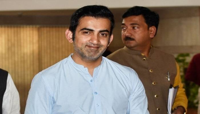 এক কোটি রুপি ও বেতন অনুদান গম্ভীরের