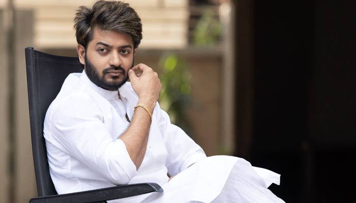‘সাহায্য করছি কিন্তু লাইভ করছি না’