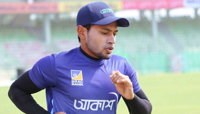 জিম্বাবুয়ে সিরিজের মাঝেই মুশফিকের মাথায় পাকিস্তান সফরের চাপ