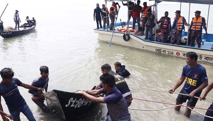 রাজশাহীতে নৌকাডুবি: শিশু রুবাইয়ার মরদেহ উদ্ধার