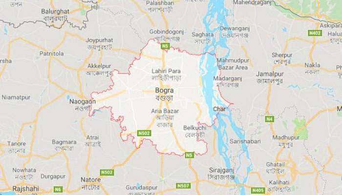 বগুড়ায় ওরস আয়োজনে বাধা দেওয়ায় হামলা, দুই পুলিশ কর্মকর্তা আহত