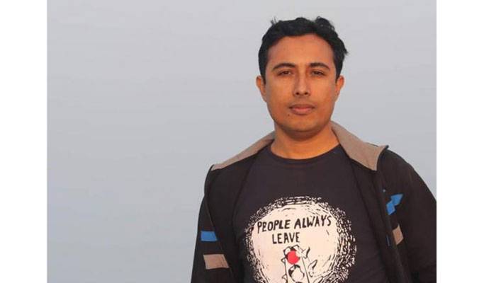 গভীর রাতে সাংবাদিককে ধরে নিয়ে ভ্রাম্যমাণ আদালতে সাজা