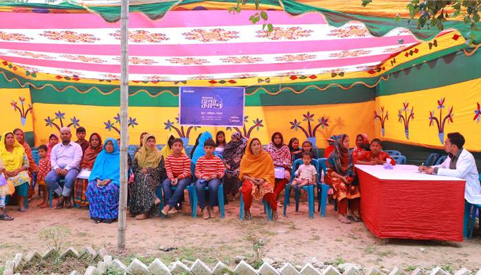 স্যাভলন ও আগ্রহের উদ্যোগে বিনামূল্যে চিকিৎসা সেবা প্রদান