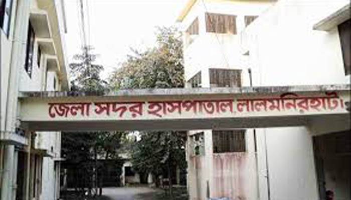 করোনা রোগী আসার খবরে হাসপাতাল ছাড়ছেন সাধারণ রোগীরা