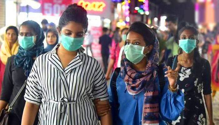রোগীর করোনা সন্দেহের কথা জানাতেই চাকরি হারান ডাক্তার