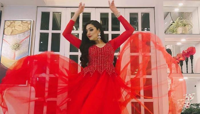 মানুষ নাকি প্রজাপতি!