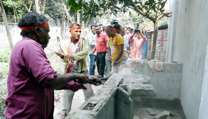 ঐতিহ্যবাহী শ্যামাসুন্দরী খাল দখলমুক্ত করতে অভিযান