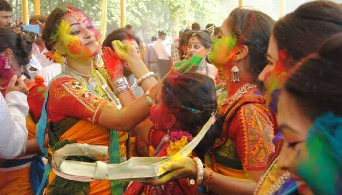 করোনা আতঙ্কে শান্তিনিকেতনে বসন্ত উৎসব বাতিল