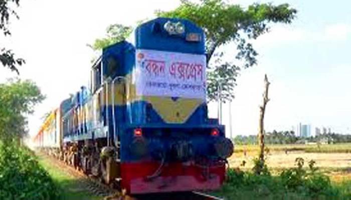 করোনাভাইরাস: এক মাস বন্ধ ‘বন্ধন এক্সপ্রেস’