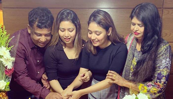 করোনায় বাড়ি ভাড়া মওকুফ করলো ভাবনার পরিবার