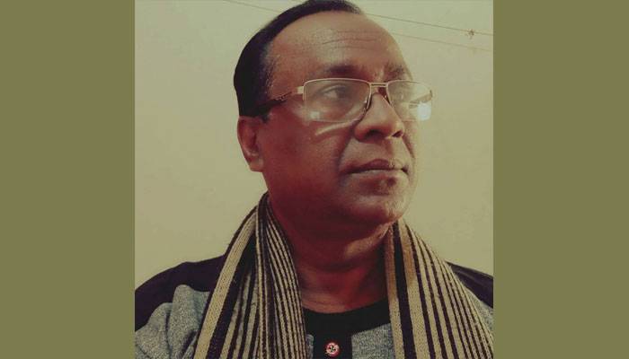 চল ফিরে যাই মাটির টানে