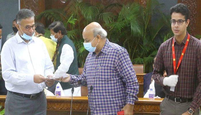 প্রধানমন্ত্রীর ত্রাণ তহবিলে ৫০ লাখ টাকা দিলেন এমপি জিল্লুল হাকিম