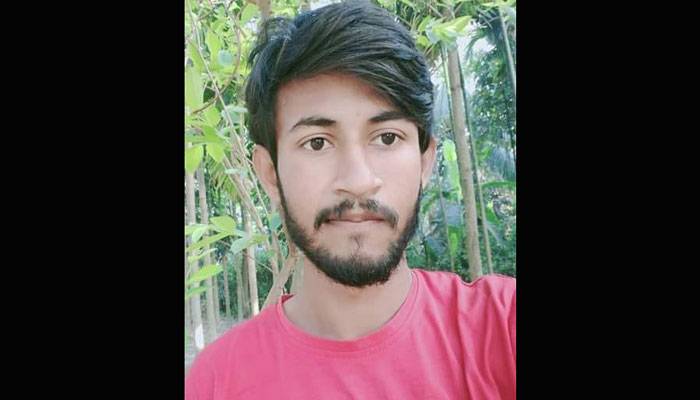 বাড়ির দরজায় ঝোলানো ছিল ছাত্রলীগ নেতার লাশ
