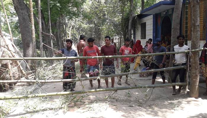 সিংগাইরের গোবিন্দল গ্রামের নৈলান স্বেচ্ছায় লকডাউন
