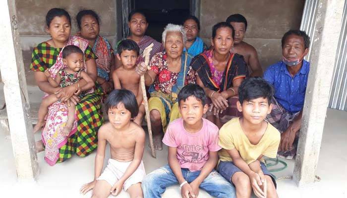 ঘরে খাবার নেই ২৫০ গারো পরিবারের