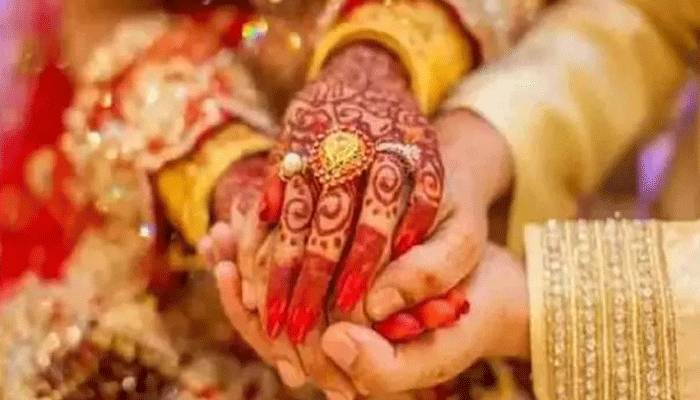 রোগীর স্বার্থে নিজের বিয়ে পিছিয়ে দিলেন চিকিৎসক