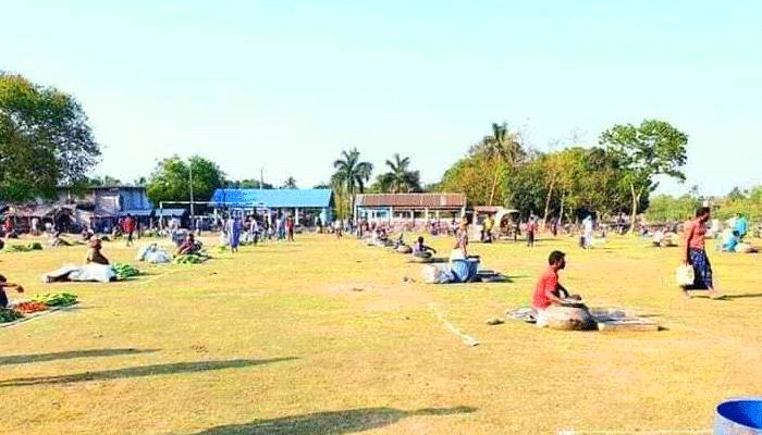 গ্রামাঞ্চলের হাট-বাজার খোলাস্থানে স্থানান্তরের নির্দেশ