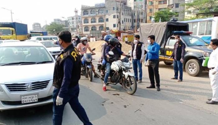 জরুরি প্রয়োজন ছাড়া বাইরে বের হওয়ায় ২৯ জনের জরিমানা