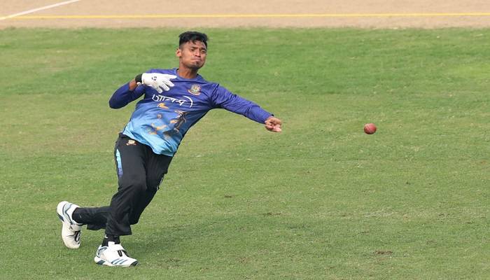 ফিজের দ্বৈত মানসিকতা দরকার: গিবসন