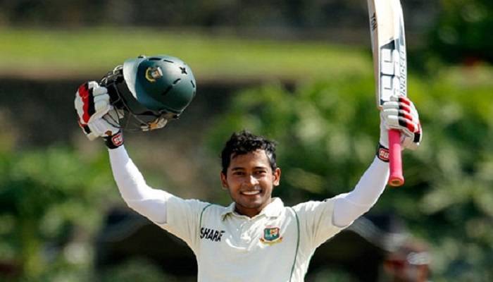মুশফিকের ব্যাটের দাম উঠল ৪০ লাখ টাকা
