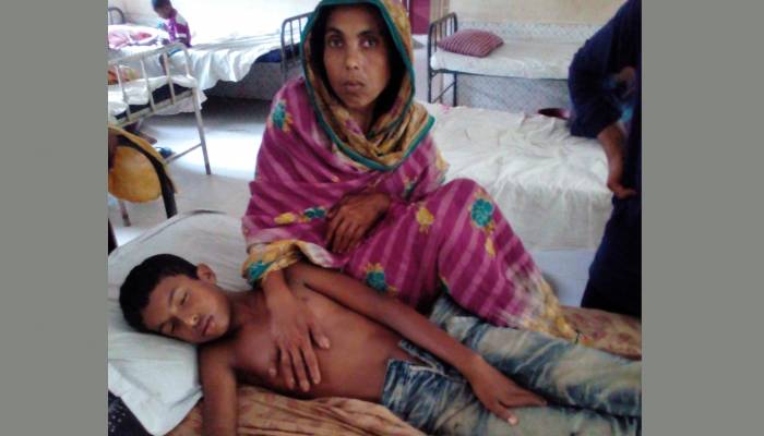 হাঁসের বাচ্চা চুরির অপবাদে শিশুকে মারধর, আ’লীগ নেতার বিরুদ্ধে মামলা
