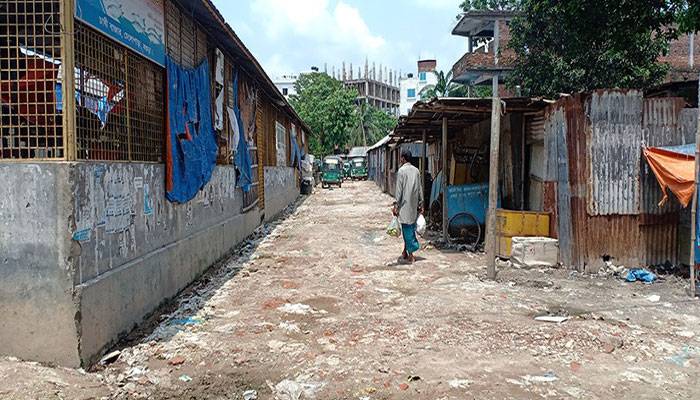 বগুড়ায় করোনায় বন্ধ হয়ে যাওয়া ‘চাষী বাজারে’র স্থান পরিবর্তন