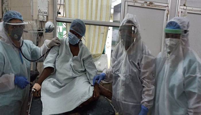 ভারতে করোনা আক্রান্ত শতাধিক নারীর সুস্থ সন্তান প্রসব