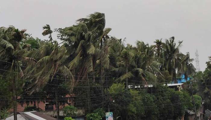 পিরোজপুরে আশ্রয়কেন্দ্রে ২ লাখ ৭০ হাজার মানুষ