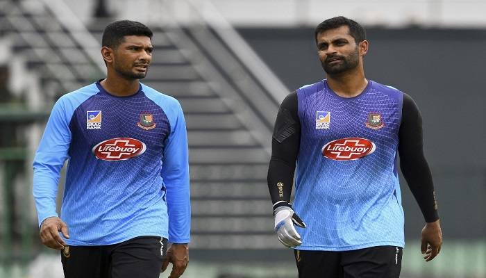 স্লগে ব্যাটিং নিয়ে মাহমুদুল্লাহর প্রশংসায় তামিম