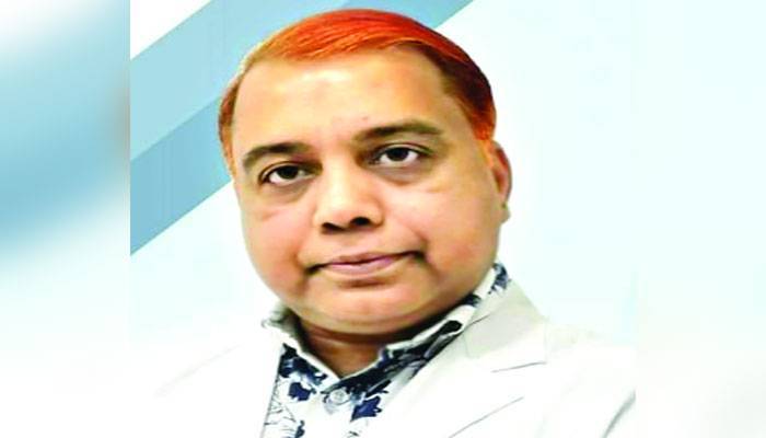 ডা. রবের অন্যরকম সেঞ্চুরি