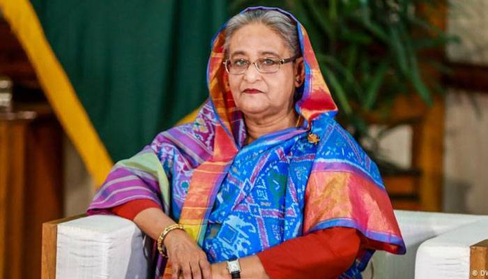 বাসভবন থেকেই রাষ্ট্রীয় দায়িত্ব সামলাচ্ছেন প্রধানমন্ত্রী