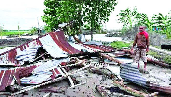 `সতর্কতা` ছিল না অনেক জেলায়, ক্ষতি ব্যাপক