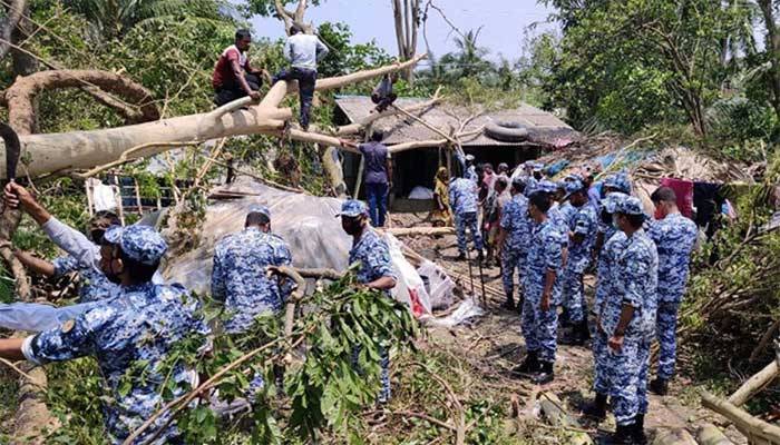 আম্পান পরবর্তী দুর্যোগ ব্যবস্থাপনায় বিমান বাহিনী