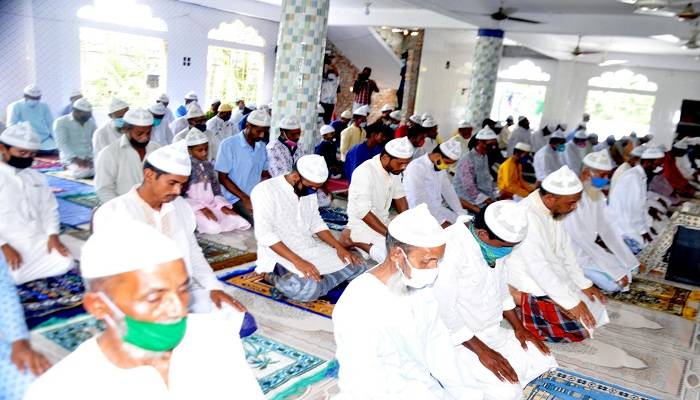 বরিশালের ৪৫ গ্রামে ঈদ উদযাপন