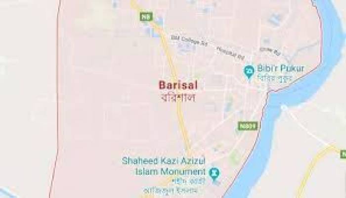 বরিশালে বজ্রপাতে কৃষকের মৃত্যু, বৃষ্টিতে তলিয়ে গেছে সড়ক
