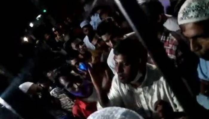 সিলেটে ত্রাণ বিতরণে ‘বঞ্চনার’ প্রতিবাদ ঠেকাতে রাতে নারী কাউন্সিলরের বাসা ঘেরাও