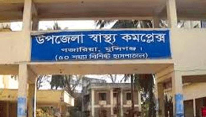 গজারিয়ায় নিয়ন্ত্রণ হারিয়ে মাইক্রোবাস খাদে, নিহত ৩