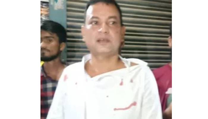 ঘোড়াঘাট পৌর মেয়রকে মারপিট, যুবলীগের ৪ জন আটক