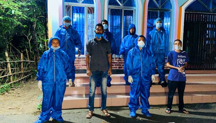 পরশুরামে করোনায় মৃতের দাফনের ভার নিলেন যুবলীগ সভাপতি