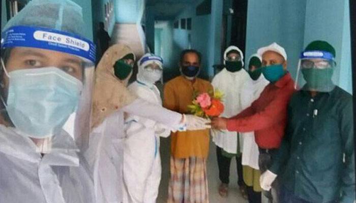 আমতলীতে সুস্থ হয়ে হাসপাতাল ছাড়লেন করোনা আক্রান্ত একজন