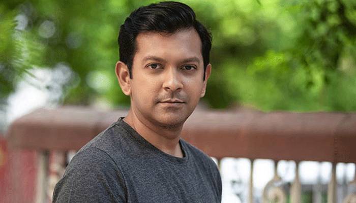 তাহসানের কবিতা ‘আমি অদৃশ্য পরজীবী’