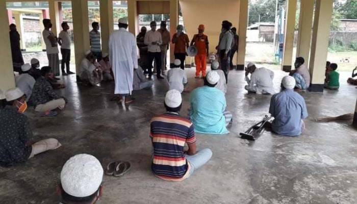 টেকনাফে আশ্রয়কেন্দ্রে ৩ হাজার মানুষ