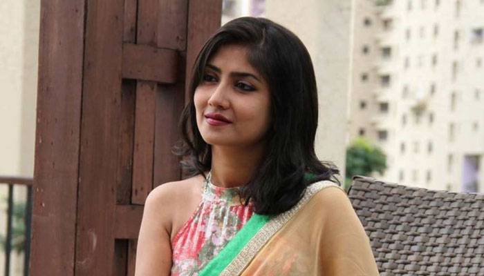 প্রযোজক বললেন, ‘কম্প্রোমাইজ’ করতে রাজি কি না…