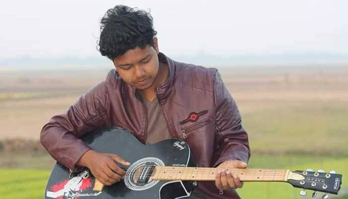 চাটমোহরে ট্রাকের ধাক্কায় কলেজছাত্র নিহত