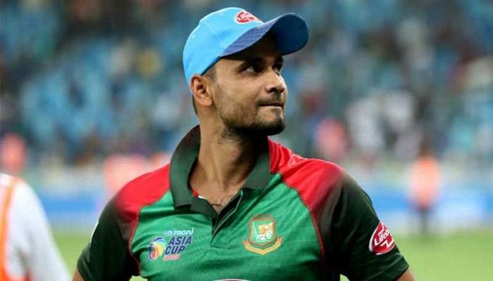 হুট করে সিদ্ধান্ত নিতেই পছন্দ করেন মাশরাফি